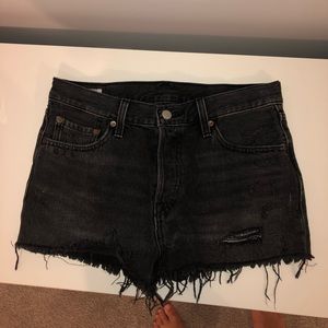 501 mid rise shorts